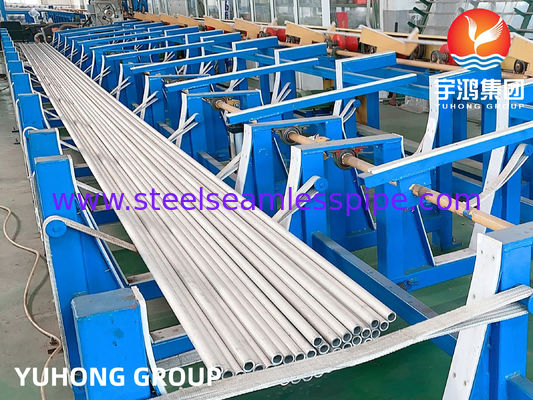 ASTM A213 TP304L 冷間引抜き耐食性ステンレス鋼シームレス熱交換器チューブ