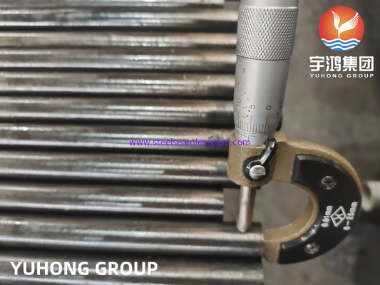 ASTM A213 / ASME SA213 グレード T11 シームレス合金鋼管 丸いボイラー管
