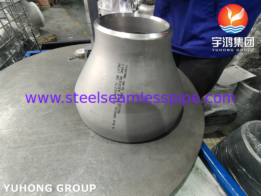 ASTM A815 UNS S32750の極度の複式アパートの鋼管の付属品 2507の減力剤