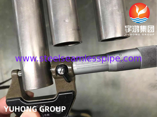 ASTM B163 モネル 400 UNS N04400 縫い目のないニッケル銅合金管 鮮やかな表面