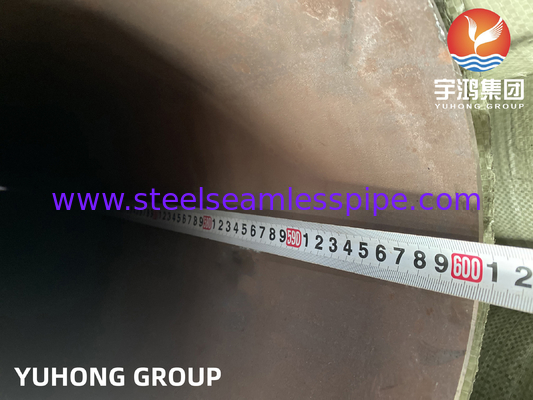 ASTM A335 P22 合金鋼のシームレスチューブ ボイラー用熱巻き