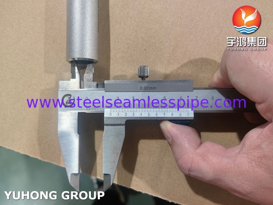 ASME B36.10 パイプ・ニップル ASTM A790 UNS S31803 シームレス・デュプレックス・スティール・ニップル
