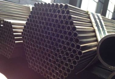 ASTM A213/ASME SA213 T5の合金鋼の継ぎ目が無い管1&quot; 12 BWG 20FT、ボイラーおよび熱交換器の塗布