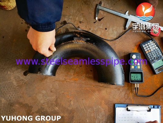 ASTM A234 WP22 CL1 / CL3合金鋼のフィッティング バットウェルド 180°肘 黒く塗装