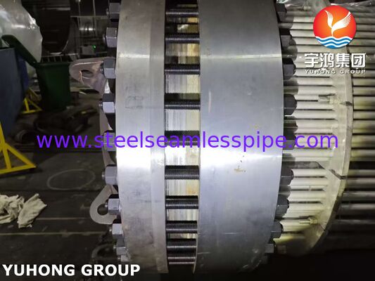 316LチューブとSA350 LF2/316Lクラッドチューブシートを備えたフローティングヘッド熱交換器、費用対効果の高い腐食管理