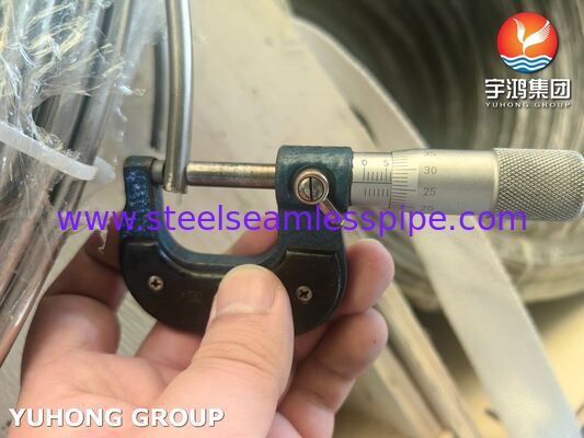 ASTM A269 明るいアニール型ステンレス鋼 316L ラジエーターコイル用シームレスコイルチューブ