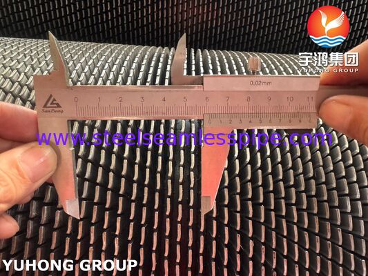 針状のフィンのチューブ ASTM A335 P22 ベース& 1Cr13 フィンのチューブ