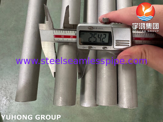 ASME SB163 N08825 熱交換器用シームレスニッケル合金管