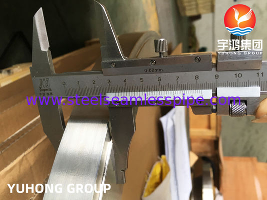 A182 F316L 覗き穴付きフランジ 図-8 B16.48、ステンレス鋼配管部品