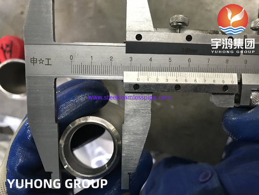 ASTM A815 UNS S32750 スーパーデュプレックス鋼管フィッティング 集中式減量器