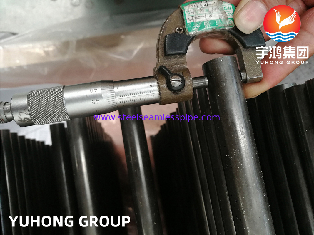 ASME SA213 T9 ボイラー,コンデンサー,熱交換器の適用のための合金鋼シームレスUベンドチューブ