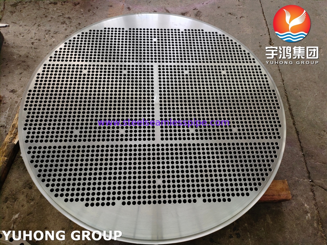 合金鋼管シート ASTM A335 ASME SA335 F5N OD 1761MM*182MM 2476HOLES*19.25MM 熱交換器用品