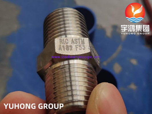 ASTM A182 F53六角形のニップルTBE 1/2」3000# NPT B16.11の極度の二重鋼鉄造られた付属品