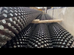 YUHONG GROUP ASTM A335 グレード P9 + 11Cr ストッダ付きフィニングチューブ 炉用